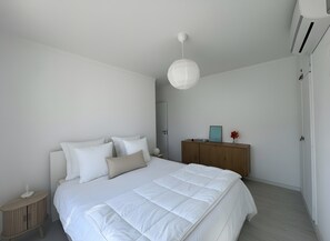 2 habitaciones, tabla de planchar con plancha y wifi gratis 