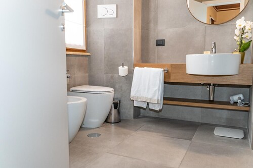 Castel Sant´Angelo Luxury Rooms   Costantino