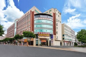 Exterior - Dongguan Xinyi Business Hotel (Xingtai Academy) (Dongguan)