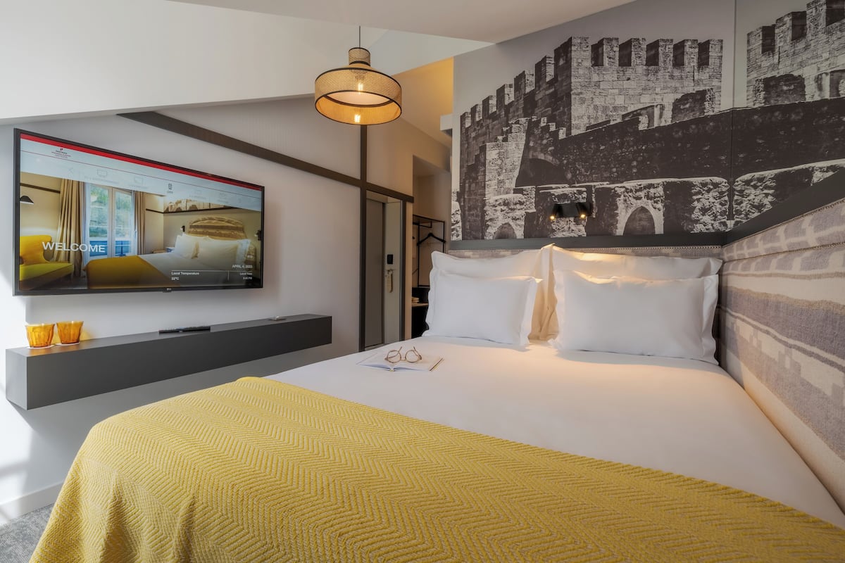 Chambre Classique | Minibar, coffres-forts dans les chambres, chambres insonorisées