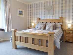 3 bedrooms, free WiFi, bed sheets - 3 bedroom accommodation in Biggar (Biggar)