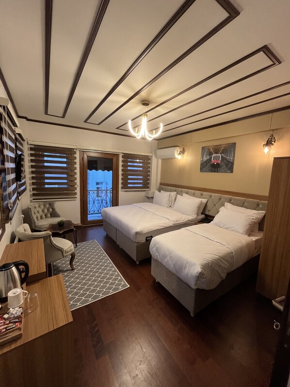 Free toiletries, hair dryer, slippers, bidet - Palmera Art House  (Istanbul)