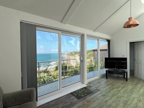 智能電視、壁爐