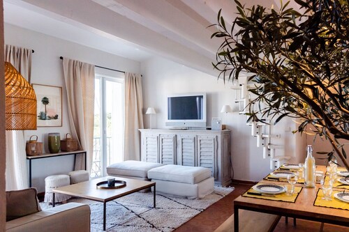 Bright nest with balcony and view on the port