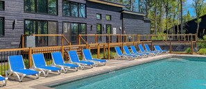 Et oppvarmet basseng