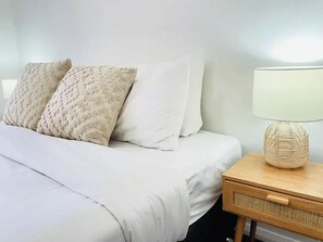 3 chambres, fer et planche à repasser, Wi-Fi gratuit, draps fournis