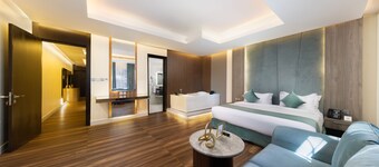Luxury Night Hotel
