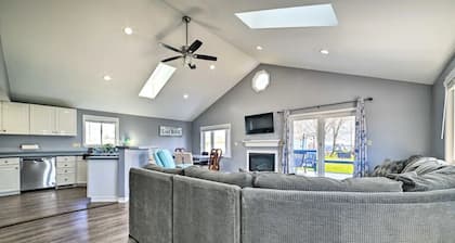 NEW! Lake House w/ A/C & Huge Deck! PET FRIENDLY!