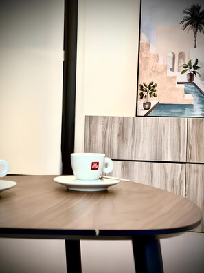 Apartamento | Zona de estar | Una televisión de plasma