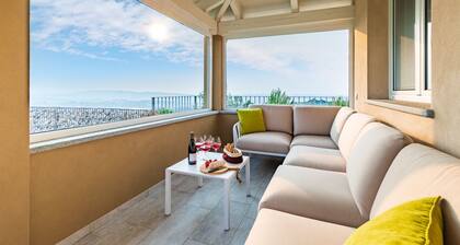 Tramonto Albese 4, Emma Villas