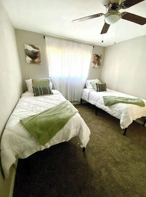 4 Schlafzimmer, Zimmersafe, schallisolierte Zimmer