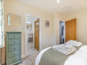 2 chambres, Wi-Fi gratuit, draps fournis