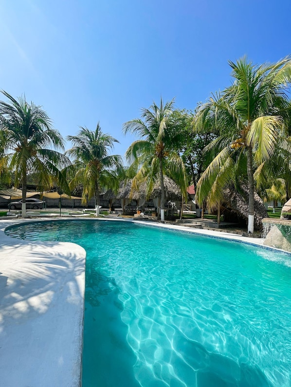 2 outdoor pools - Santorini Village - Hotel Boutique (Tamanique)