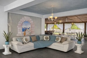 Living area - Santorini Village - Hotel Boutique (Tamanique)