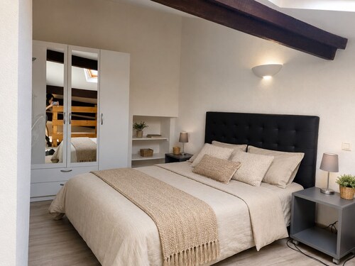 APARTMENT T2 PROVENCE CENTRE HISTORIQUE - WIFI CLIMATISATION - Le Cocon d'Avignon
