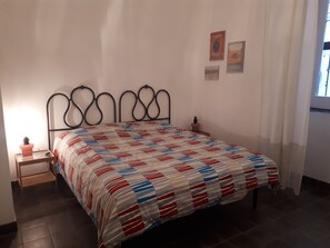 1 غرفة نوم وواي فاي وملاءات أسرّة