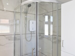 Towels - The Wheatsheaf - UKC6443 (Winterton-on-Sea)