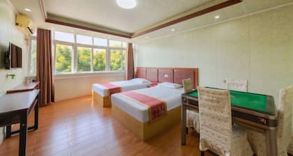 Youpeng Holiday Hotel