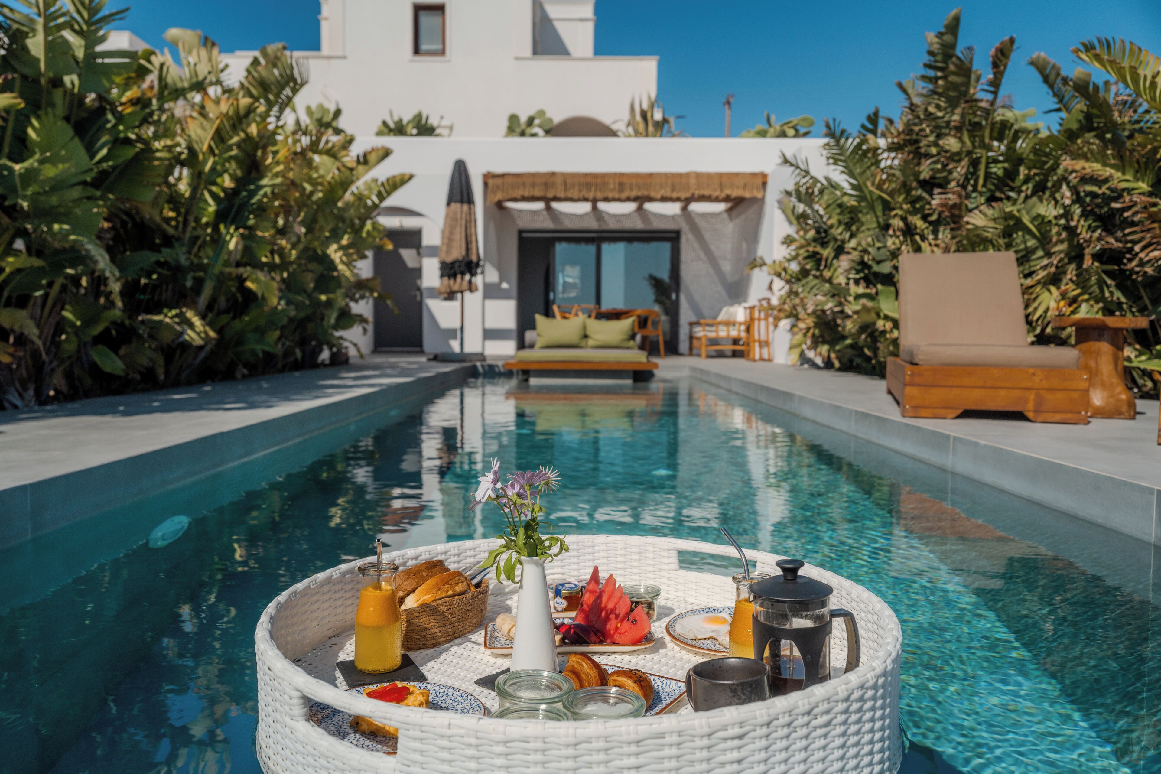 Private pool