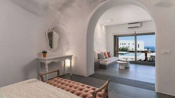 特級別墅, 私人泳池 | 迷你吧、房內夾萬、遮光窗簾/窗簾、隔音