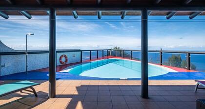 Ocean Panorama House by Madeira Sun Travel