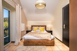 2 chambres, fer et planche Ă  repasser, Wi-Fi gratuit, draps fournis