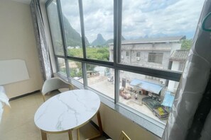 Room - Yangshuo Riverside Bay Hotel (Xingping Lijiang Branch) (Yangshuo)
