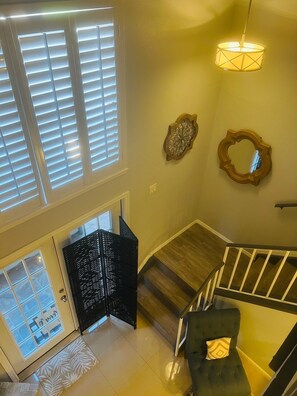 Interior - Cozy loft Centrally Located 1 Bedroom Loft with Gated Pool and Wifi (Brownsville)