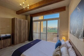 4 makuuhuonetta, silitysrauta/-lauta, Wi-Fi, vuodevaatteet