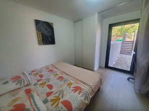 4 bedrooms, desk, iron/ironing board, WiFi - At the summit of mont saint clair (Sète)