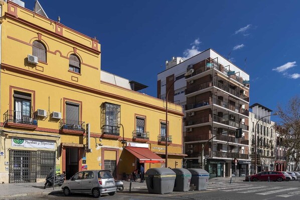 Fachada de la propiedad