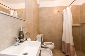 Apartamento | Baño | Secador de pelo y bidé