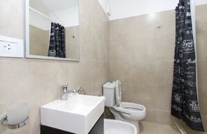 Pengering rambut dan kloset