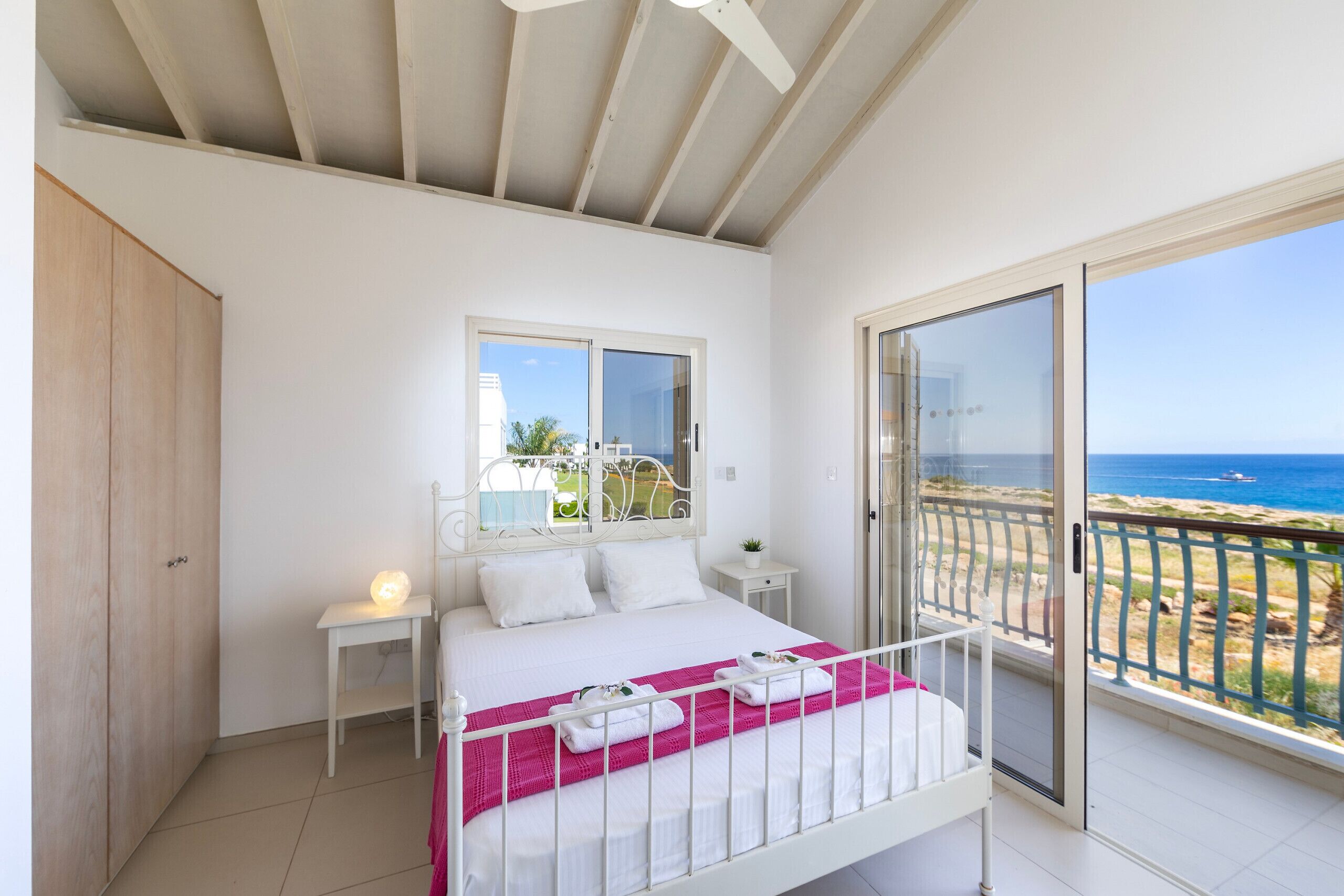 4 bedrooms, in-room safe, iron/ironing board, free WiFi