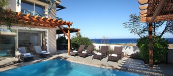Protaras Artisan Seafront Villa 7