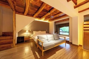 Room - Hmyway (Dali City)
