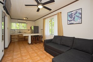 32-Zoll-Smart-TV mit Kabelempfang, Fernseher