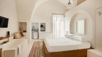 Minibar, in-room safe, desk, blackout drapes