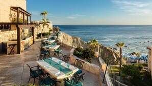 Unclassified image, 3 of 47, button - Experience the Ultimate in Comfort & Convenience: 1BR Condo in Hacienda Encantada (Cabo San Lucas)