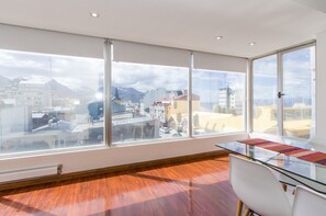 Apartment | In-room dining