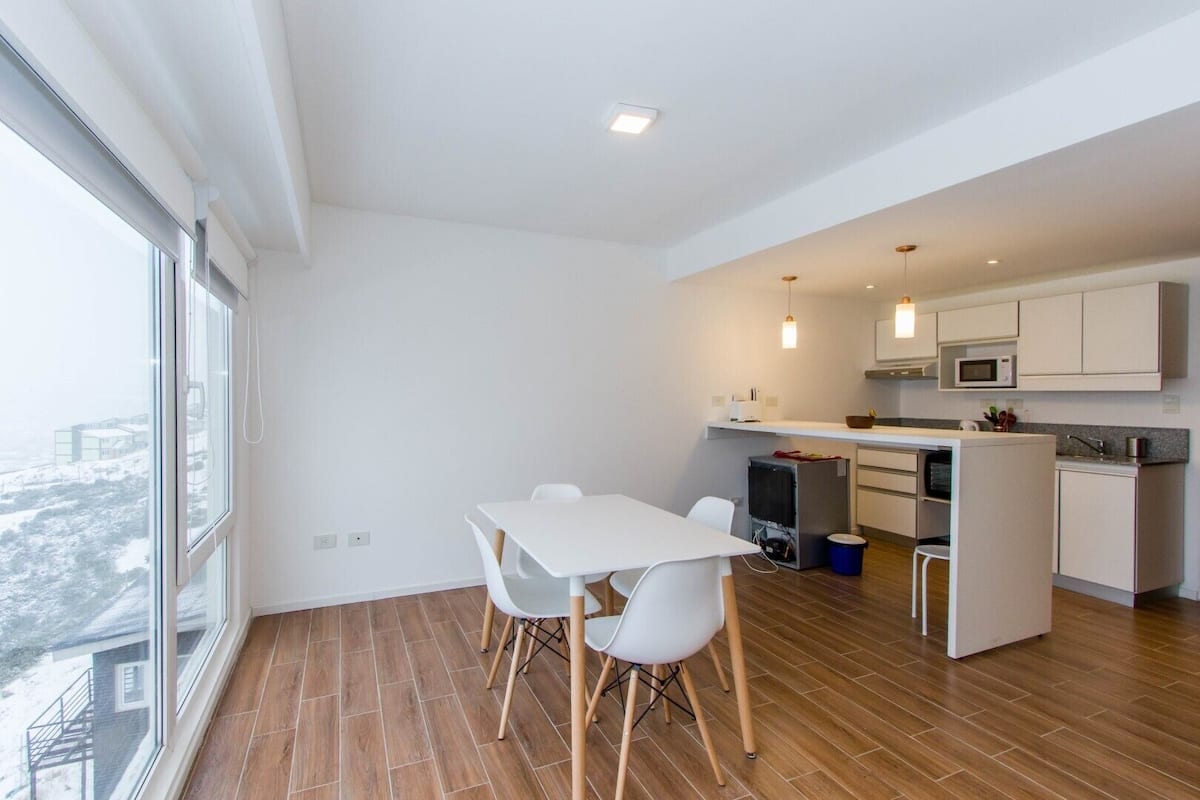 Superior appartement (Turek 3D) | Dineren op de kamer
