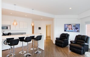 Living area - Turek Bahía Apartamentos (Ushuaia)