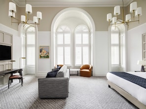 Suite, 1 King Bed | Egyptian cotton sheets, premium bedding, memory foam beds, in-room safe