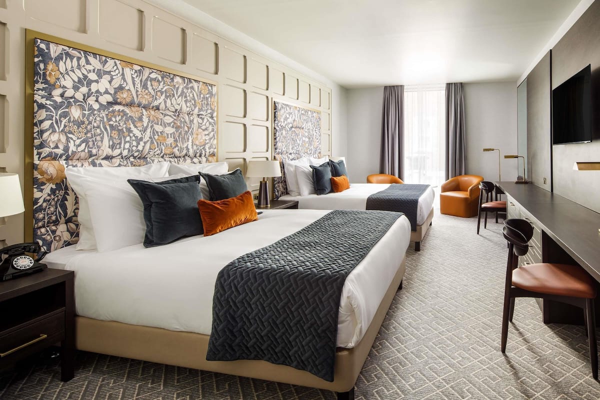 Superior-rum - 2 dubbelsängar | Egyptiska bomullslakan och sängtillbehör av högsta kvalitet