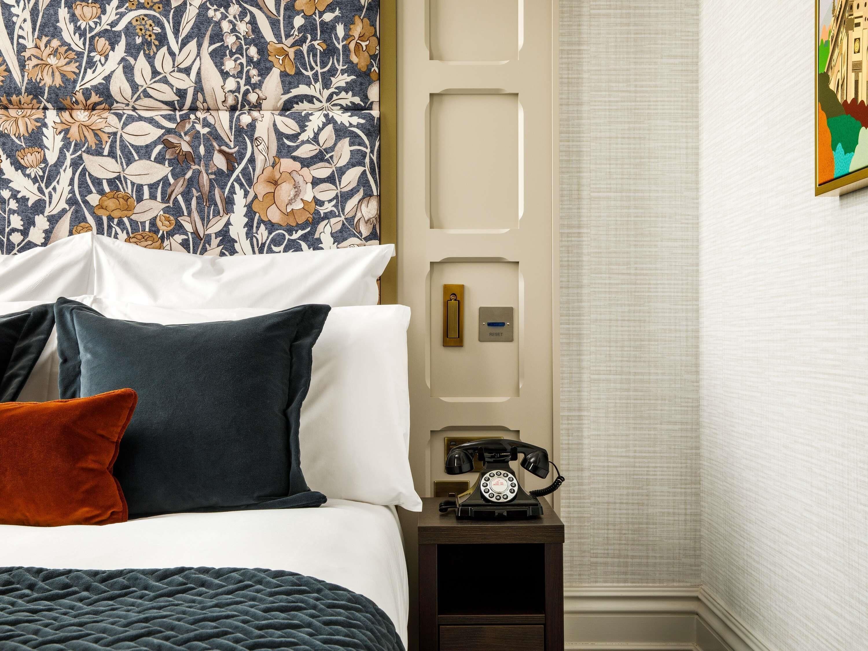 Classic Room, 1 Double Bed (Accesible) | Egyptian cotton sheets, premium bedding, memory foam beds, in-room safe