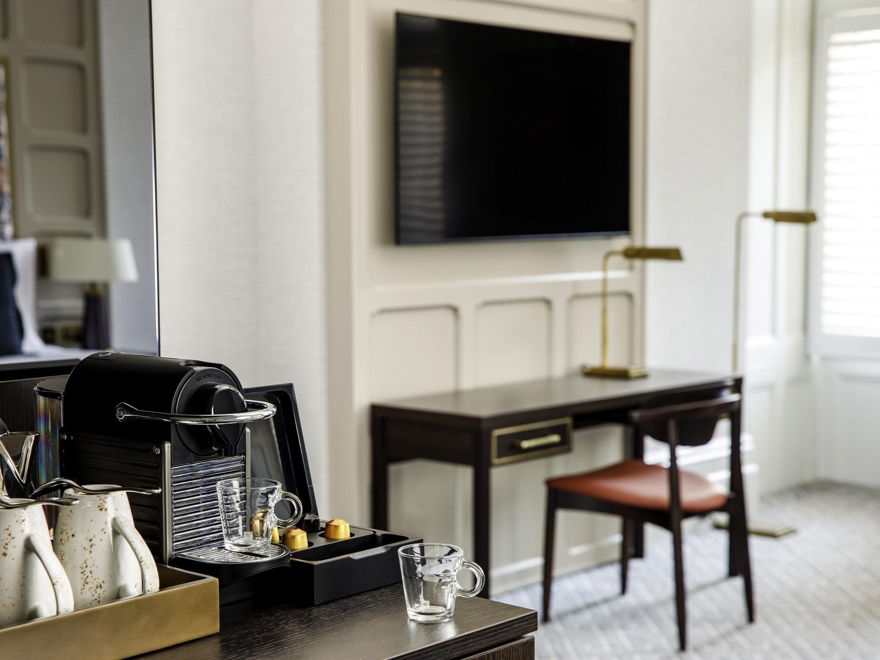Suite, 1 King Bed