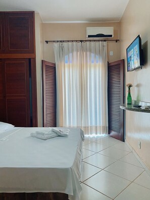 Front of property - Pousada Emmanuel (Laje do Muriaé)