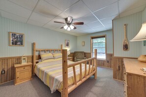 3 Schlafzimmer, Schreibtisch, Bügeleisen/Bügelbrett, WLAN