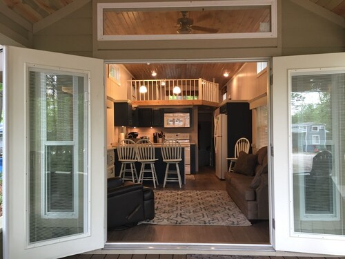 Cottage 7 sleeps 6 people