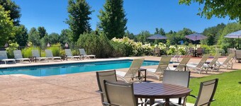 RV Rental #5 Sleeps 6 people